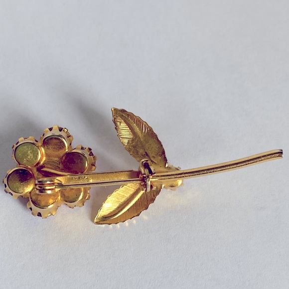 Vintage Women’s Costume Pink Glass Rhinestone Flower Gold Tone Brooch Pin - Picture 6 of 7
